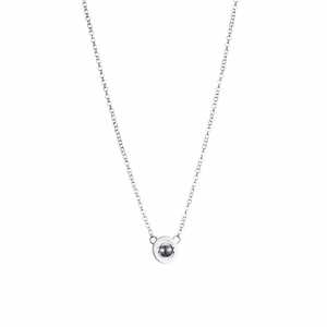 Efva Attling Halsband Mini Planet – Silver 10-100-00563-4245, handla denna klocka online eller i butik hos klockmaster