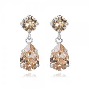 Caroline Svedbom Mini Drop Örhänge Silver och rosa  100001100319, handla denna klocka online eller i butik hos klockmaster