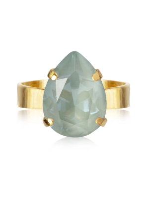 Caroline Svedbom Mini Drop Ring - Guld / Agave Ignite 100273139401, handla denna klocka online eller i butik hos klockmaster