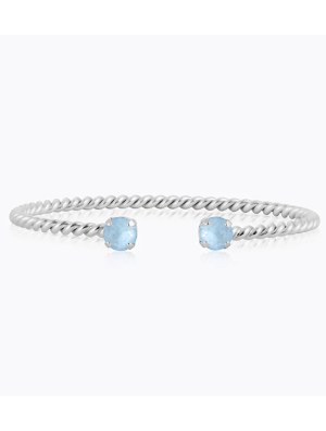 Caroline Svedbom Mini Twisted Armband - Silver / Sky Ignite 101349132001, handla denna klocka online eller i butik hos klockmaster
