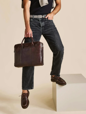 Saddler Vadstena Datorväska 15" - Mörkbrun 114540004000, handla denna klocka online eller i butik hos klockmaster