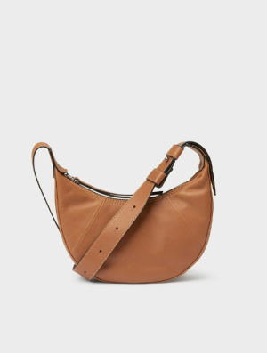 Saddler Penny Axelremsväska - Ljusbrun 117060021000, handla denna klocka online eller i butik hos klockmaster