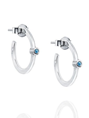 Efva Attling Micro Blink Hoops Örhängen Blå Topas 12-100-02422-0000, handla denna klocka online eller i butik hos klockmaster