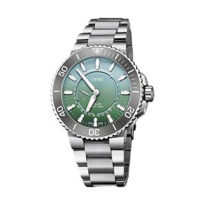 ORIS Aquis Small Second Date Dat Watt Limited Edition II 43,5mm 74377344197SET, handla denna klocka online eller i butik hos klockmaster