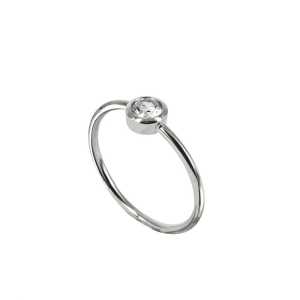 Astrid och Agnes Ring Lilly - Stål AA370643, handla denna klocka online eller i butik hos klockmaster