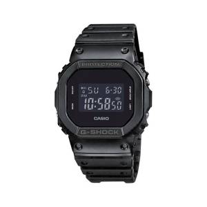 CASIO G-Shock Solid Colors 43mm DW-5600UBB-1ER, handla denna klocka online eller i butik hos klockmaster