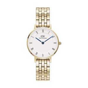 Daniel Wellington Petite Roman Numerals 5-Link Gold 28mm DW00100682, handla denna klocka online eller i butik hos klockmaster