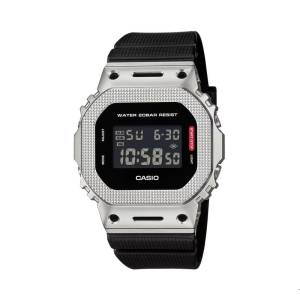 CASIO G-Shock G-Steel 43mm GM-5600M-1ER, handla denna klocka online eller i butik hos klockmaster