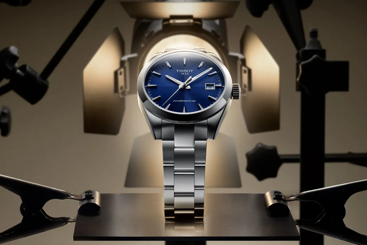 Tissot Gentleman med blå urtavla automatverk och stålarmband