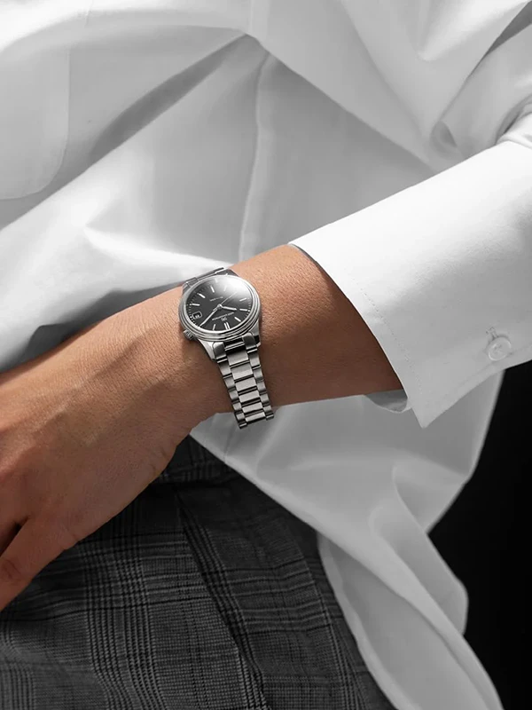 Sjöö Sandström Royal Steel Classic 32mm 006832, klocka som du kan handla till bra pris hos oss på Klockmaster.