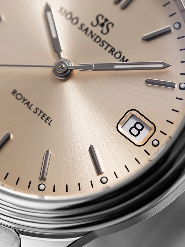 Sjöö Sandström Royal Steel Classic 32mm, klocka som du kan handla till bra pris hos oss på Klockmaster.
