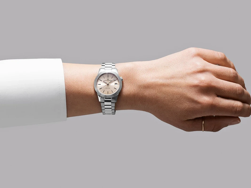 Sjöö Sandström Royal Steel Classic 32mm, klocka som du kan handla till bra pris hos oss på Klockmaster.