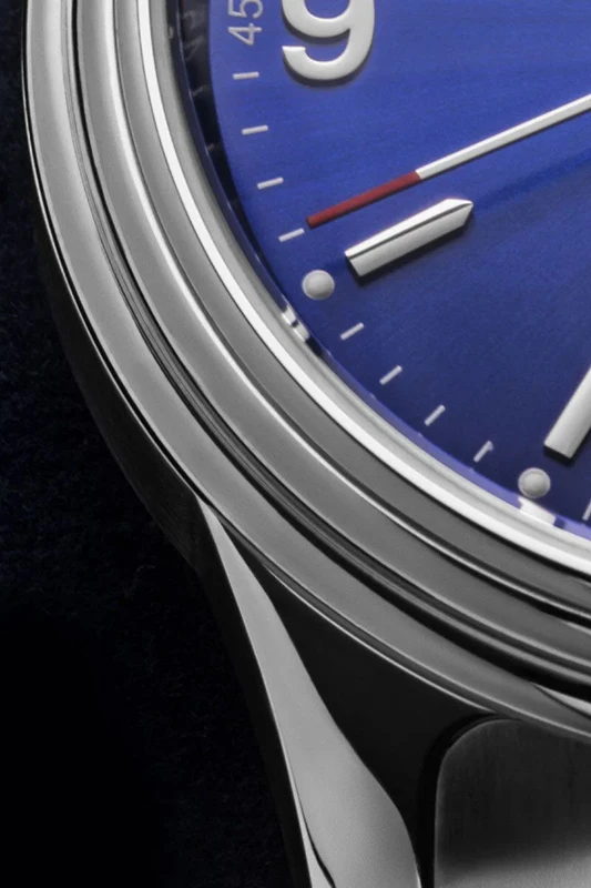 Sjöö Sandström Royal Steel Classic 41mm 009710, klocka som du kan handla till bra pris hos oss på Klockmaster.