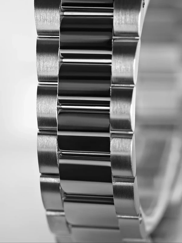 Sjöö Sandström Jubilee Steel Lady 32mm, klocka som du kan handla till bra pris hos oss på Klockmaster.