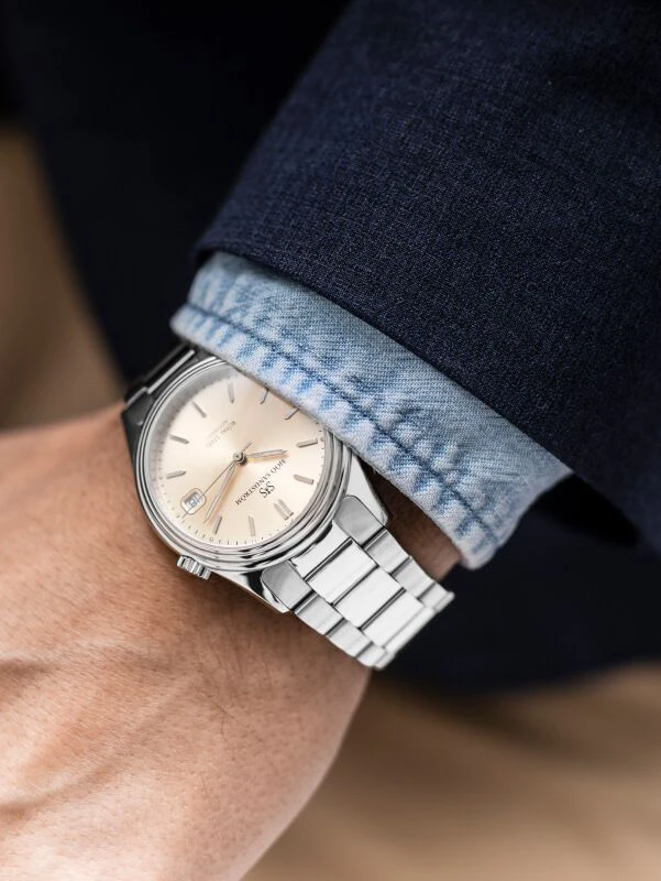 Sjöö Sandström Royal Steel Classic 36mm, klocka som du kan handla till bra pris hos oss på Klockmaster.