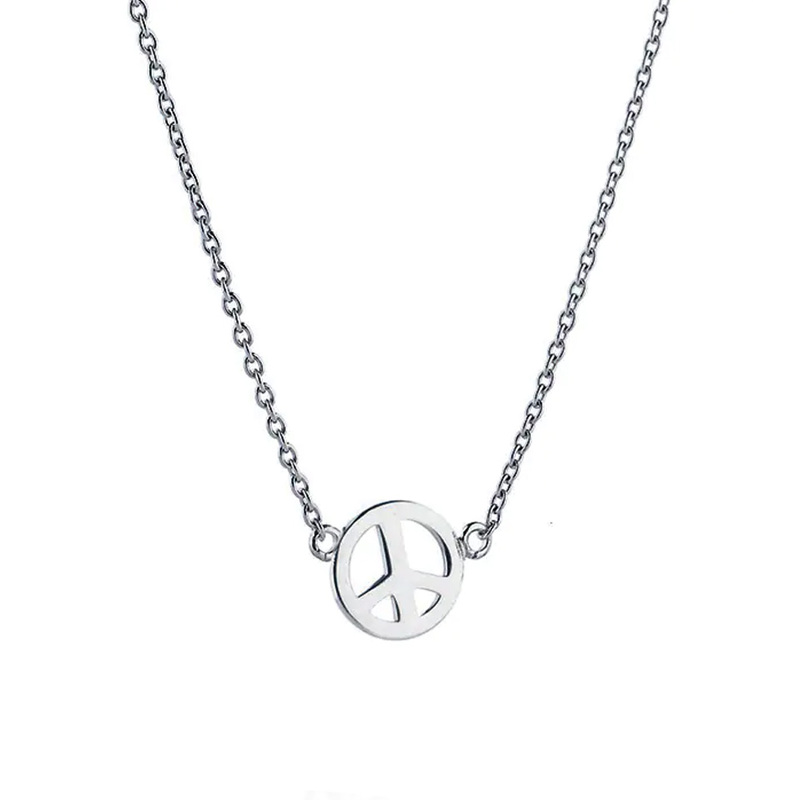 Efva Attling Halsband Mini Peace – Silver 10-100-00561-4245, handla denna klocka online eller i butik hos klockmaster