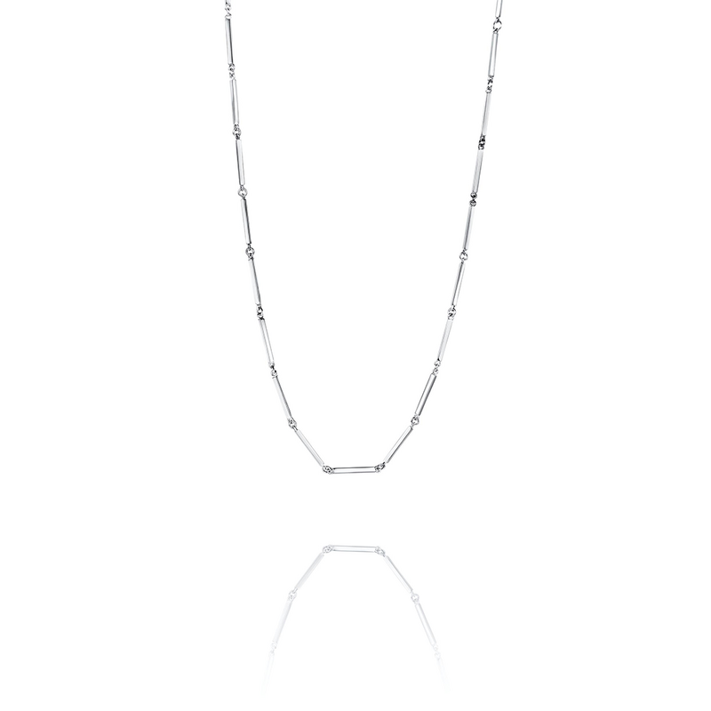 Efva Attling Halsband Classy - Silver 10-100-02271-4045, handla denna klocka online eller i butik hos klockmaster