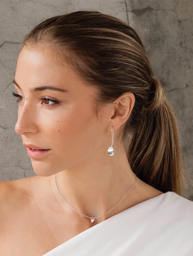 Efva Attling Sparkle Of Life Halsband Silver 10-100-02448-4045, klocka som du kan handla till bra pris hos oss på Klockmaster.