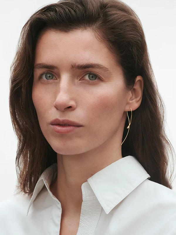 Georg Jensen Örhängen Mercy - Guld 10017826, klocka som du kan handla till bra pris hos oss på Klockmaster.