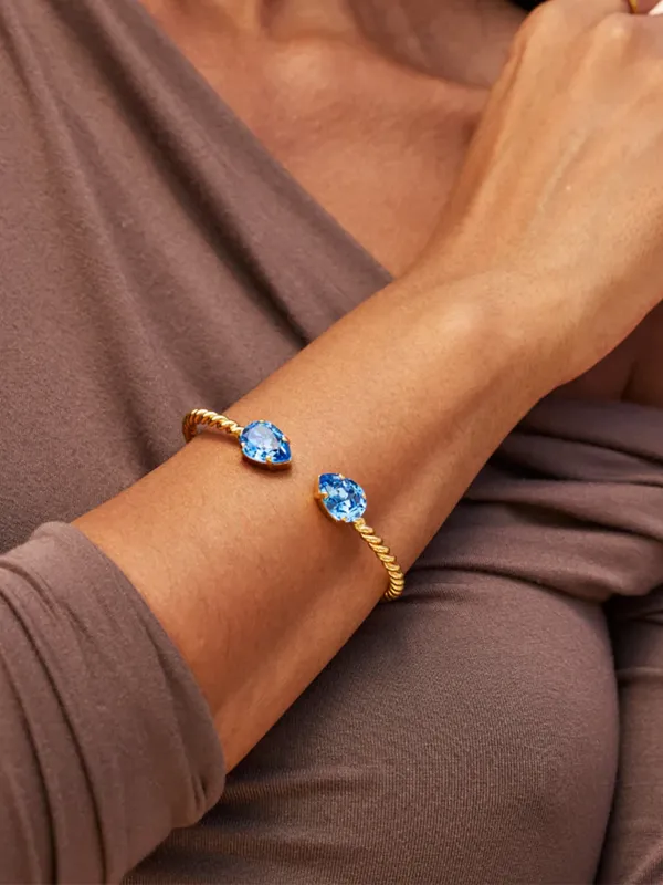 Caroline Svedbom Armband Mini Drop ReCreated Ice blue 100277137001, klocka som du kan handla till bra pris hos oss på Klockmaster.