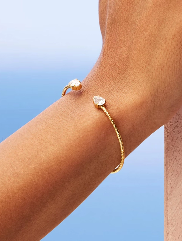 Caroline Svedbom Amelia Armband - Guld / Kristall 102101100101, klocka som du kan handla till bra pris hos oss på Klockmaster.