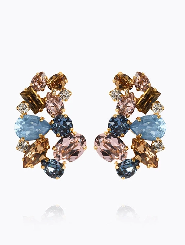 Caroline Svedbom Isolina Örhängen - Guld / Smoked Blue Combo 102153140101, handla denna klocka online eller i butik hos klockmaster