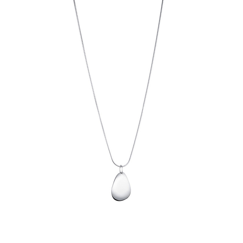 Efva Attling Halsband Little Rose Petal - Silver 11-100-00344-0000, handla denna klocka online eller i butik hos klockmaster