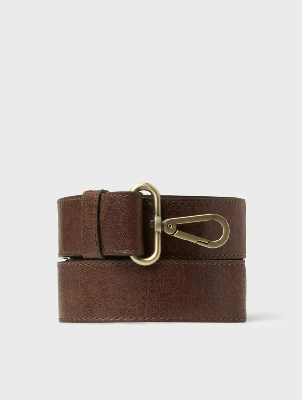 Saddler Paz Axelrem - Brun 114890411000, handla denna klocka online eller i butik hos klockmaster