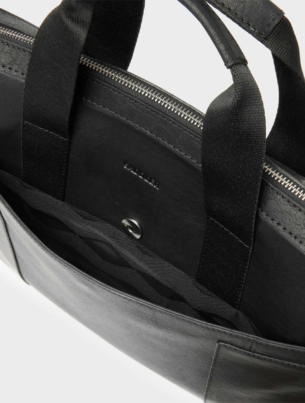 Saddler Lanco Datorväska 14" - Svart 115710001000, klocka som du kan handla till bra pris hos oss på Klockmaster.