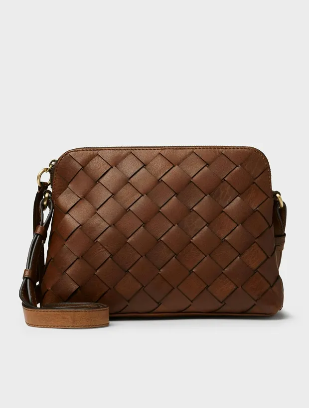 Saddler Seattle Mighty Axelremsväska - Brun 117460046000, handla denna klocka online eller i butik hos klockmaster