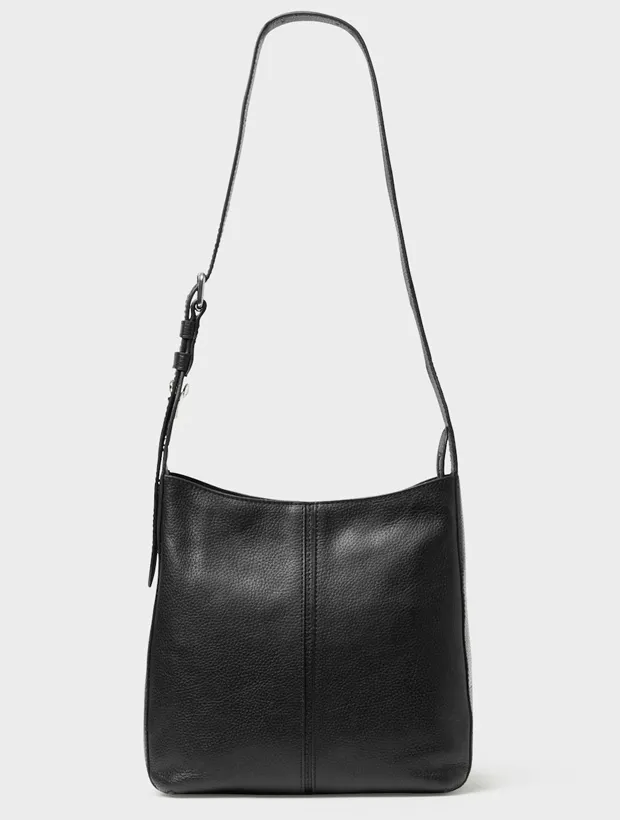 Saddler Molly Toteväska - Svart 117730001000, handla denna klocka online eller i butik hos klockmaster