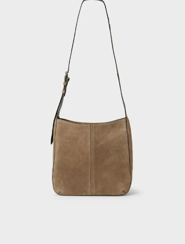 Saddler Molly Axelremsväska - Beige 117730611000, klocka som du kan handla till bra pris hos oss på Klockmaster.