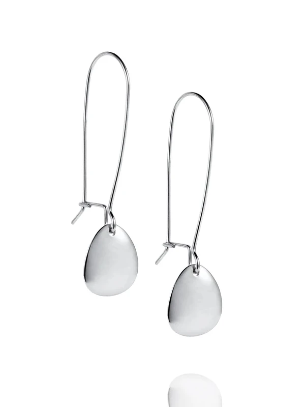Efva Attling Mini Rose Petal Örhängen Silver 12-100-02428-0000, handla denna klocka online eller i butik hos klockmaster