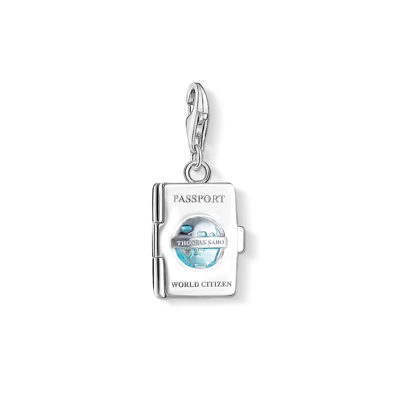 Thomas Sabo Charm Pendant Passport 1233-007-17, handla denna klocka online eller i butik hos klockmaster