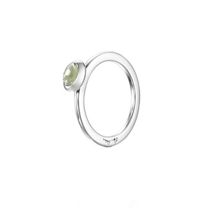Efva Attling Ring Love Bead 17.5mm - Silver 13-100-01577-1750, handla denna klocka online eller i butik hos klockmaster