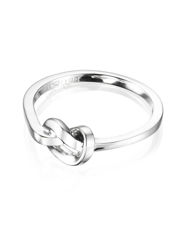 Efva Attling Love Knot Ring 17mm Silver 13-100-01601-1700, handla denna klocka online eller i butik hos klockmaster