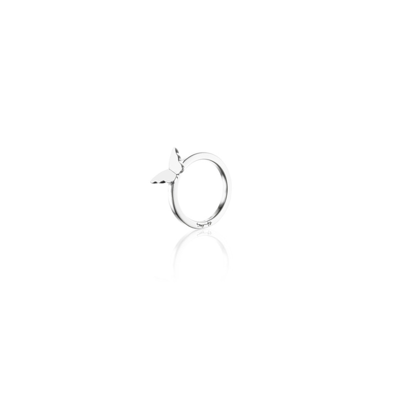 Efva Attling Ring Little Miss Butterfly 17mm - Silver 13-100-01611-1700, handla denna klocka online eller i butik hos klockmaster