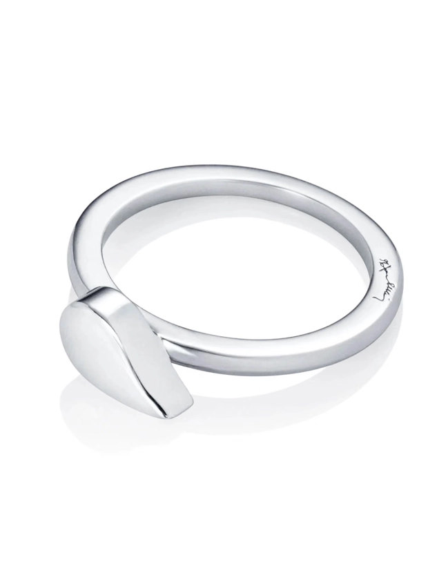 Efva Attling Sparkle Of Life Ring 17,5mm Silver 13-100-02444-1750, klocka som du kan handla till bra pris hos oss på Klockmaster.