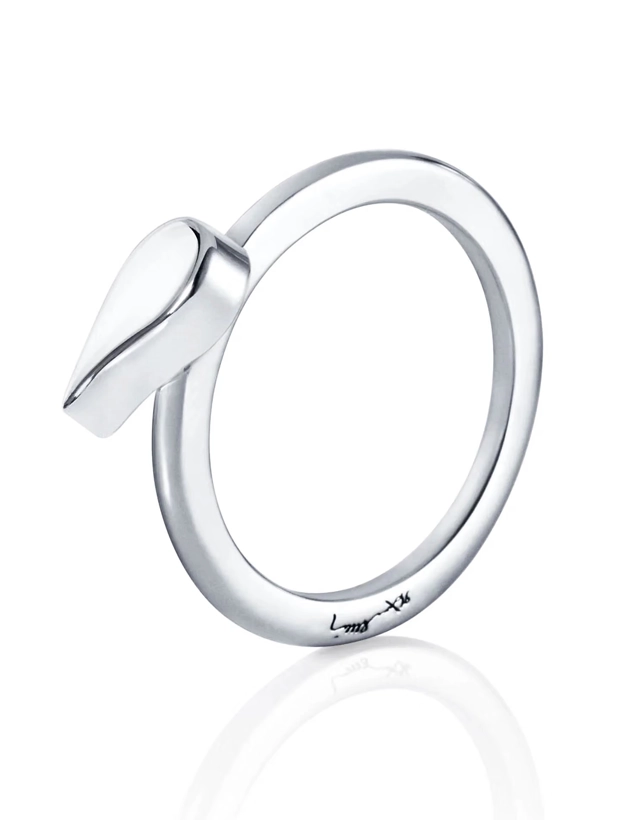 Efva Attling Sparkle Of Life Ring 17,5mm Silver 13-100-02444-1750, handla denna klocka online eller i butik hos klockmaster