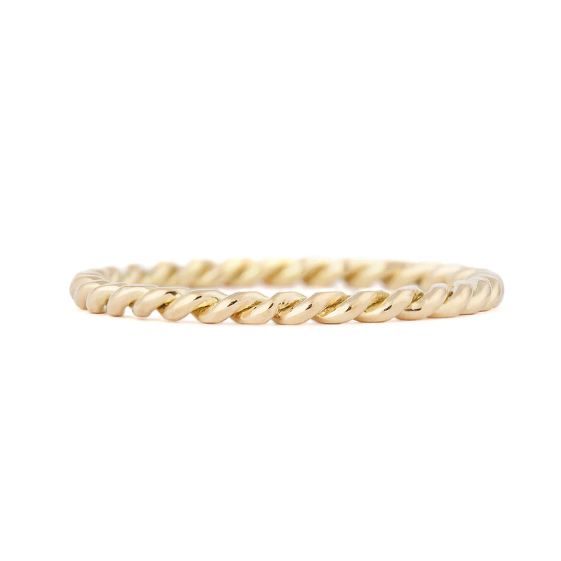 Engelbert Ring Petit Rope – Guld 13-5910-00, handla denna klocka online eller i butik hos klockmaster