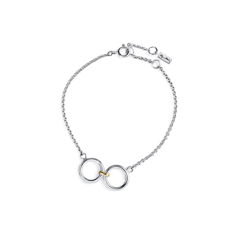 Efva Attling Armband Divorced With Children - Silver 14-106-02141-1619, handla denna klocka online eller i butik hos klockmaster