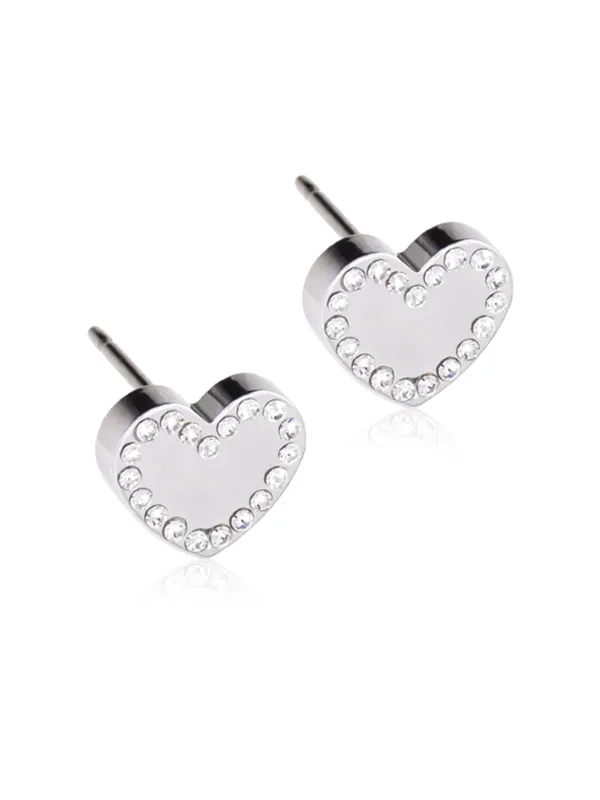 Blomdahl Örhängen Brilliance Sweetheart Silver 15-14173-01, handla denna klocka online eller i butik hos klockmaster