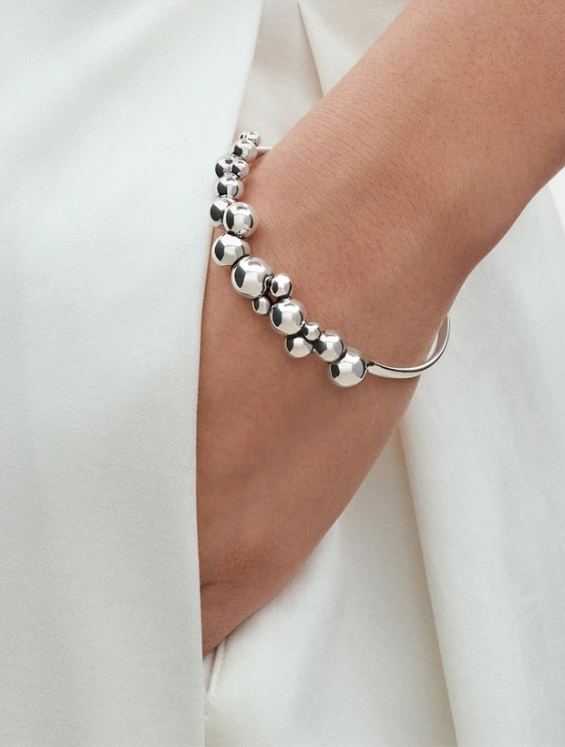 Georg Jensen Moonlight Grapes Armring - Silver 20001644000S, klocka som du kan handla till bra pris hos oss på Klockmaster.