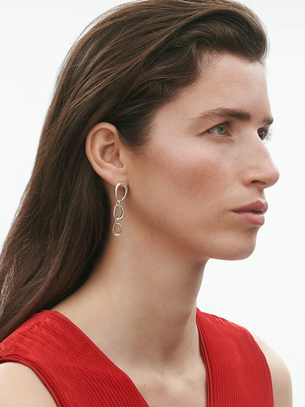 Georg Jensen Örhängen Offspring - Silver 20001766, klocka som du kan handla till bra pris hos oss på Klockmaster.