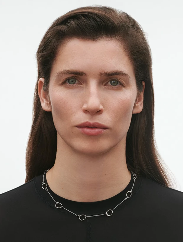 Georg Jensen Offspring Halsband ML - Silver 2000184900ML, klocka som du kan handla till bra pris hos oss på Klockmaster.