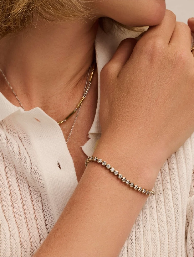 Ti Sento Round Tennis Armband Medium - Guld 2842ZY/M-18CM, klocka som du kan handla till bra pris hos oss på Klockmaster.