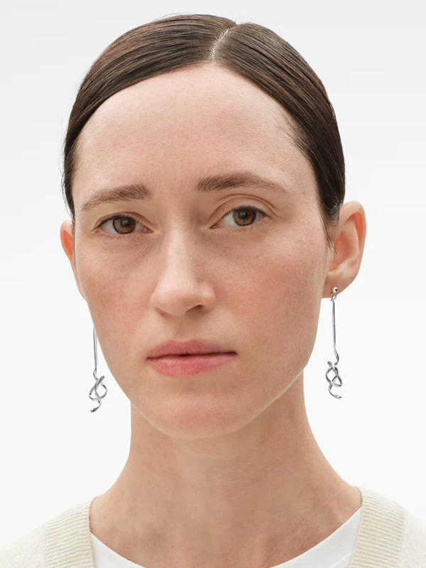 Georg Jensen Örhängen Torun - Silver 3539089, klocka som du kan handla till bra pris hos oss på Klockmaster.