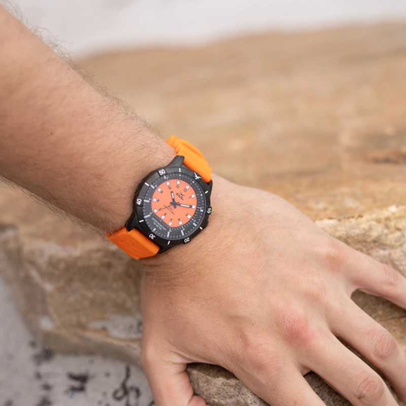 GUL No 1 IPB Orange 42mm, klocka som du kan handla till bra pris hos oss på Klockmaster.