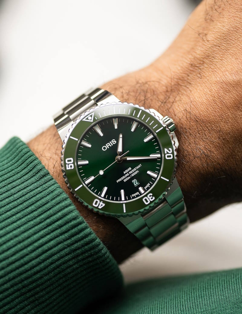 ORIS AQUIS DATE, klocka som du kan handla till bra pris hos oss på Klockmaster.