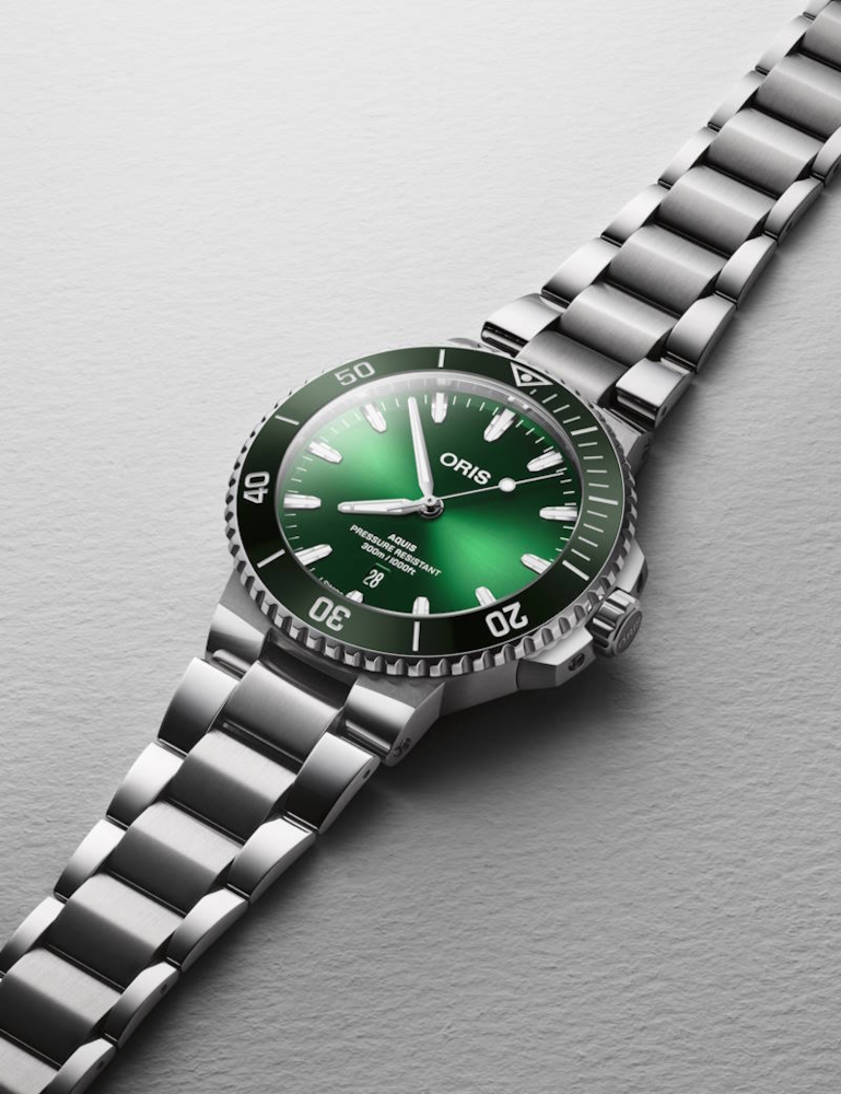 ORIS AQUIS DATE, klocka som du kan handla till bra pris hos oss på Klockmaster.